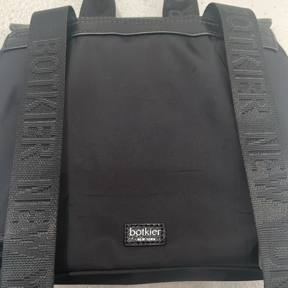 Botkier New York Black "Trigger" Backpack Purse - Picture 3 of 9